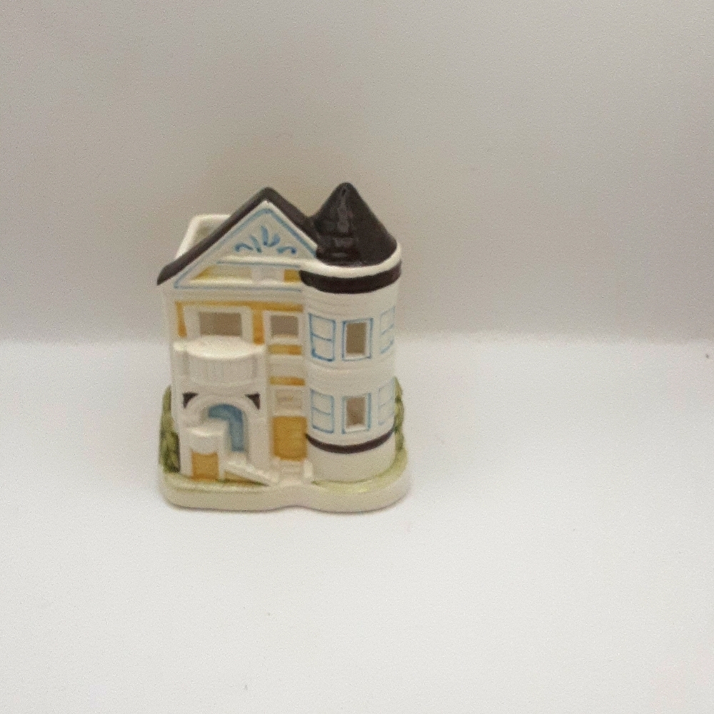 Vintage Otagiri Japan Victorian House Candle Holder